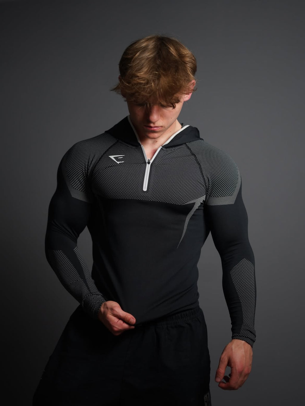 ONYX V5 HOODIE LONG SLEEVES